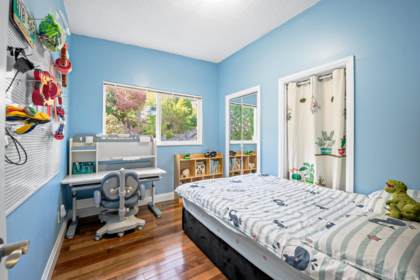 Loft / Bonus Room Photo of 520 Ballantree Place, West Vancouver, BC