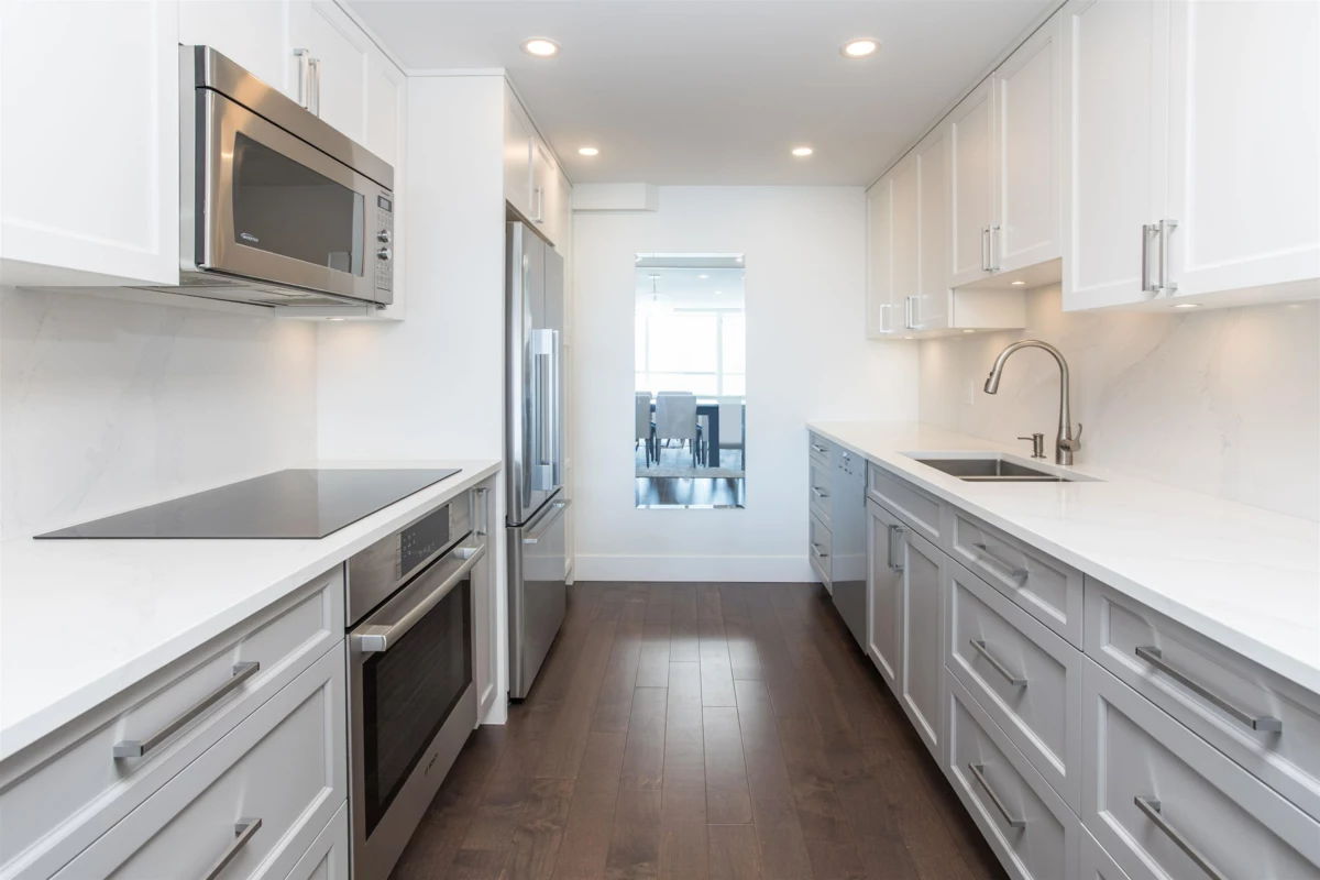 Bedroom 3 Photo of 1302 2203 Bellevue Avenue, West Vancouver, BC