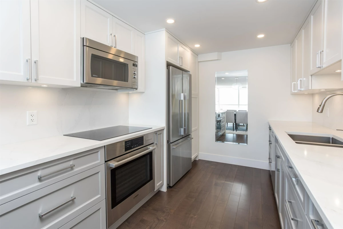 Bedroom 4 Photo of 1302 2203 Bellevue Avenue, West Vancouver, BC