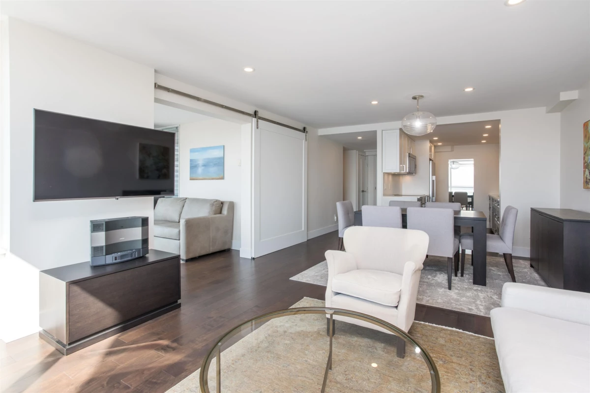 Pantry Photo of 1302 2203 Bellevue Avenue, West Vancouver, BC