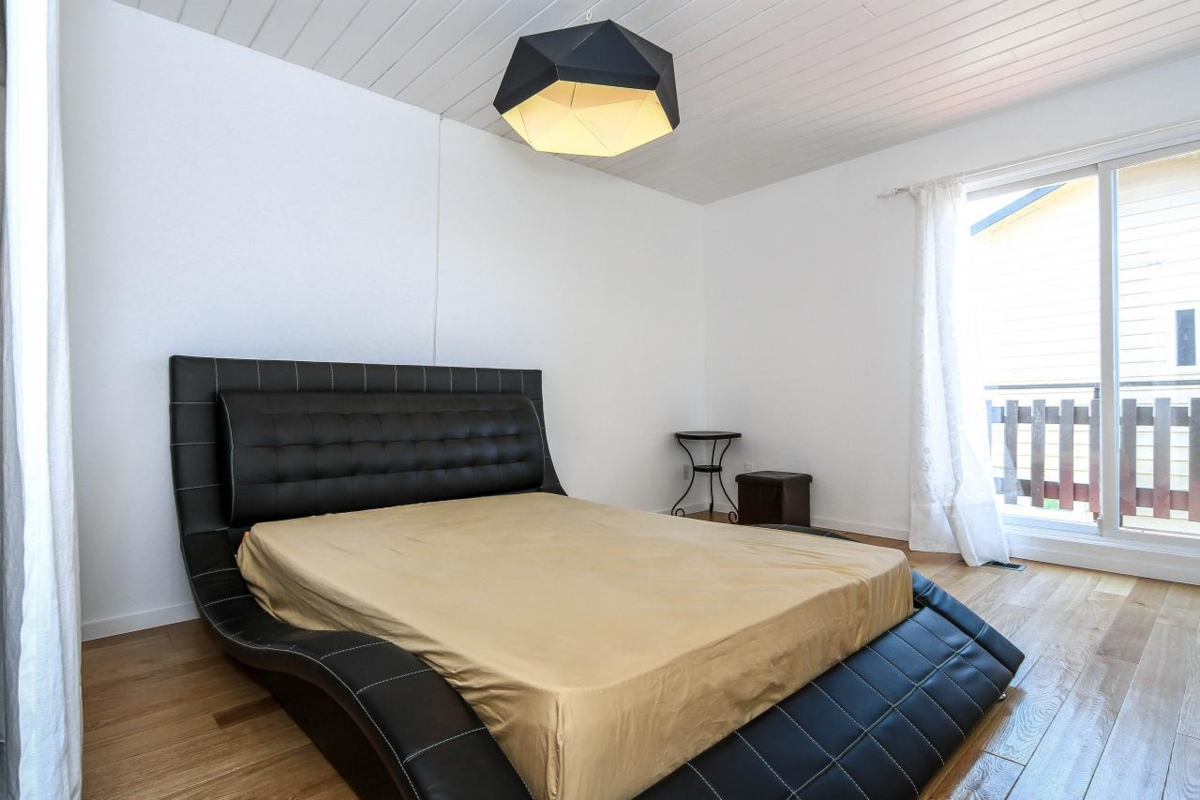 Primary Bedroom Photo of 1525 Elinor Crescent, Port Coquitlam, BC