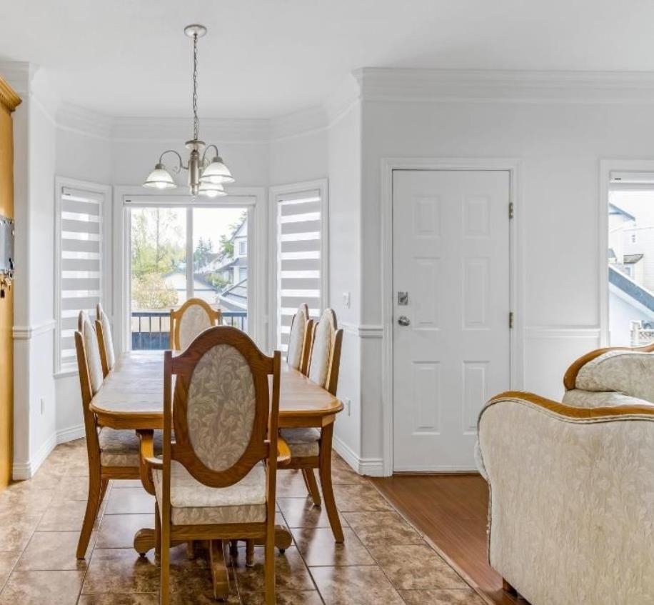Kitchen Island Photo of 12672 67a Avenue, Surrey, BC