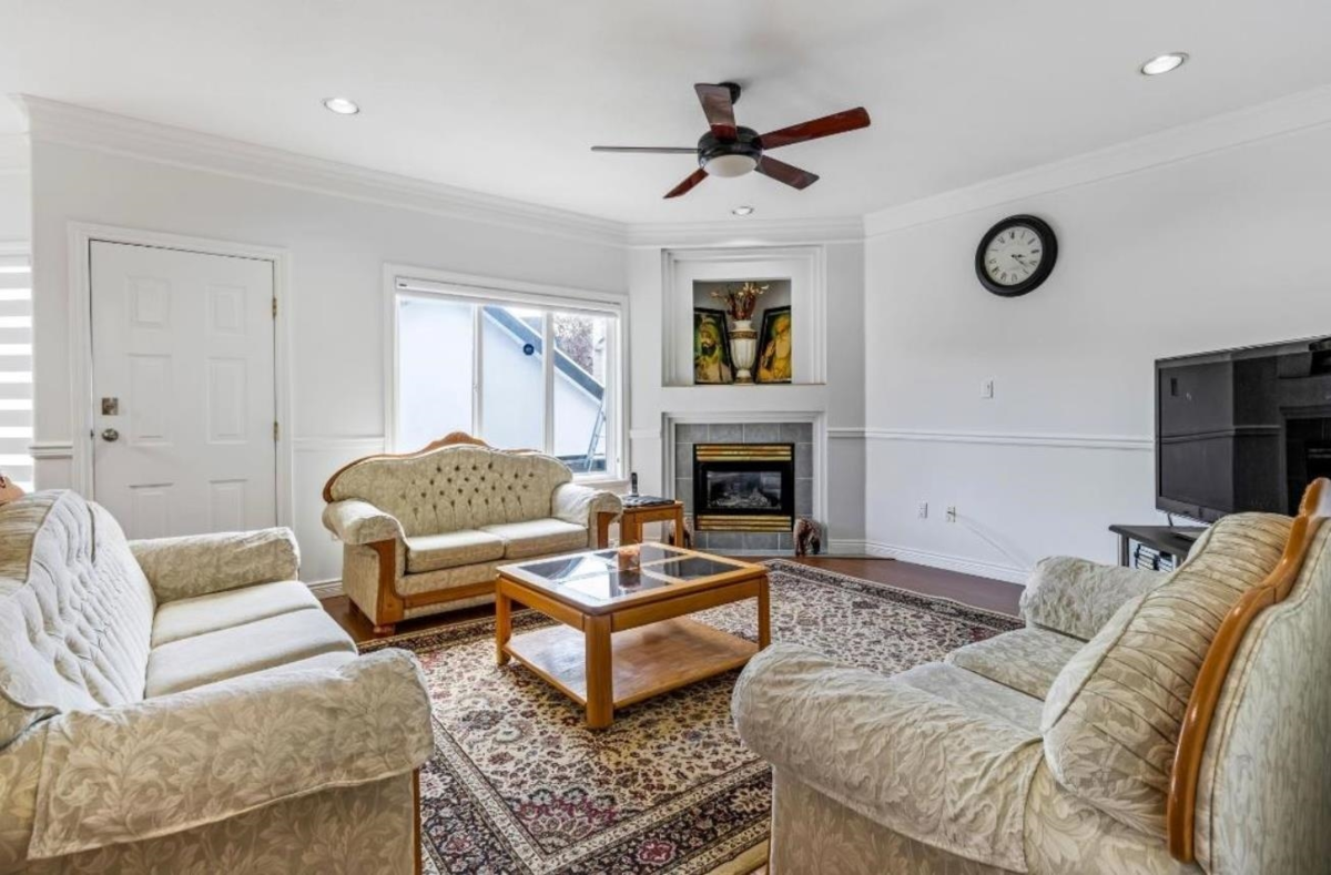 Kitchen Photo of 12672 67a Avenue, Surrey, BC