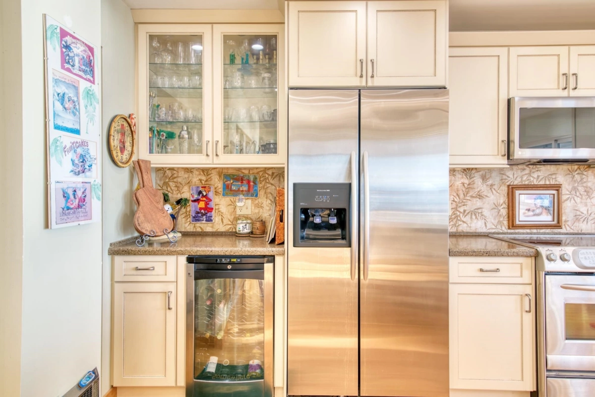 Laundry Room Photo of 6437 Sunshine Coast Highway, Sechelt, BC