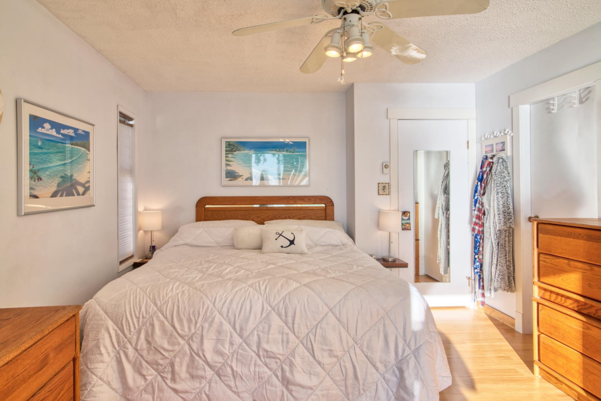 Outdoor Kitchen Photo of 6437 Sunshine Coast Highway, Sechelt, BC