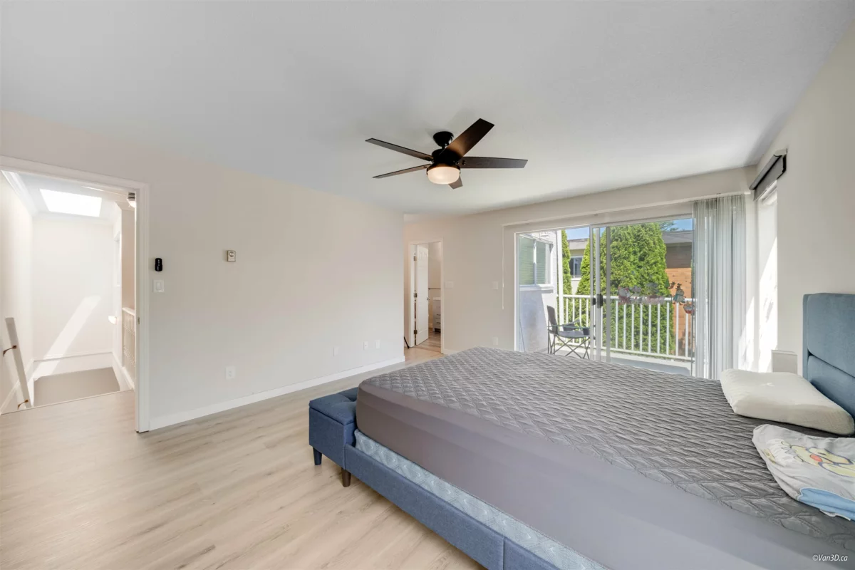 Aerial View of 3 1552 Everall Street, White Rock, BC