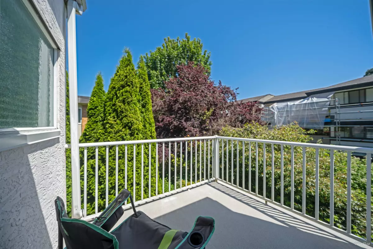 Garden / Landscaping Photo of 3 1552 Everall Street, White Rock, BC