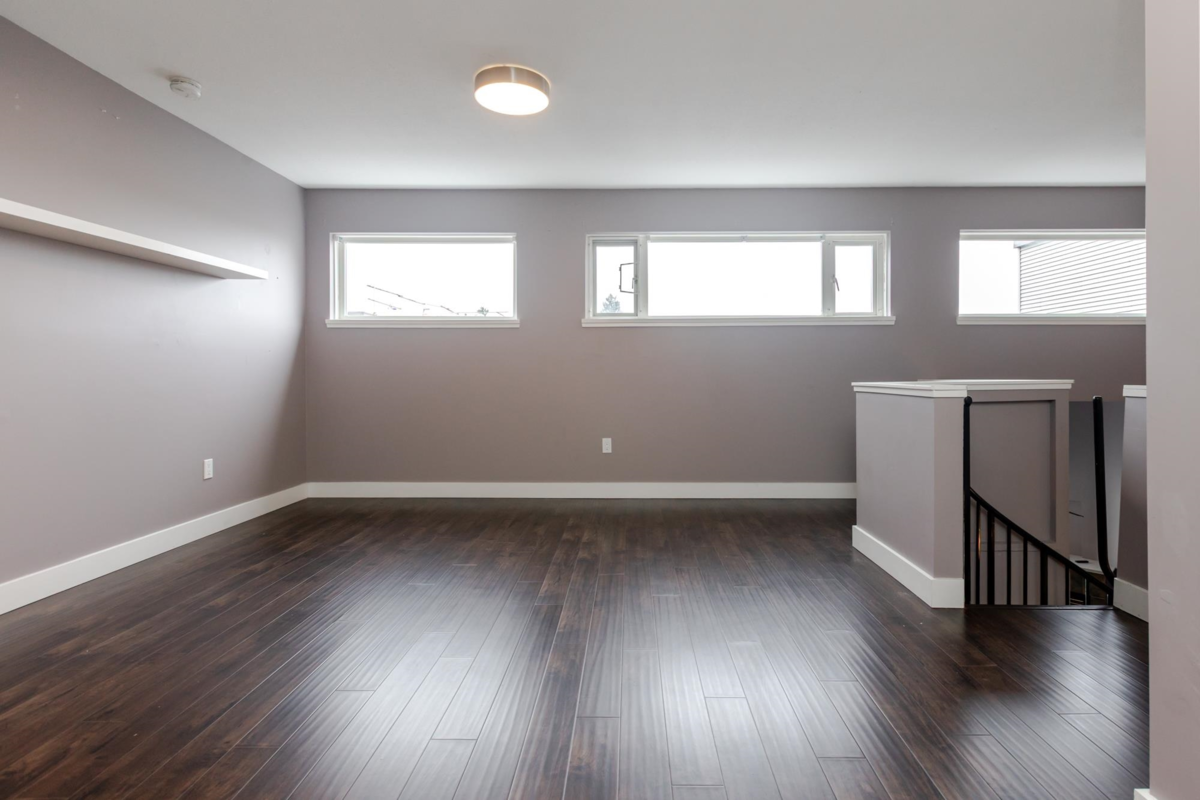 Basement Recreation Room Photo of 415 14377 103 Avenue, Surrey, BC