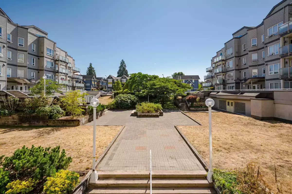 Community Amenities Photo (Clubhouse) of 415 14377 103 Avenue, Surrey, BC