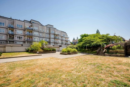 Fitness Center Photo Near 415 14377 103 Avenue, Surrey, BC