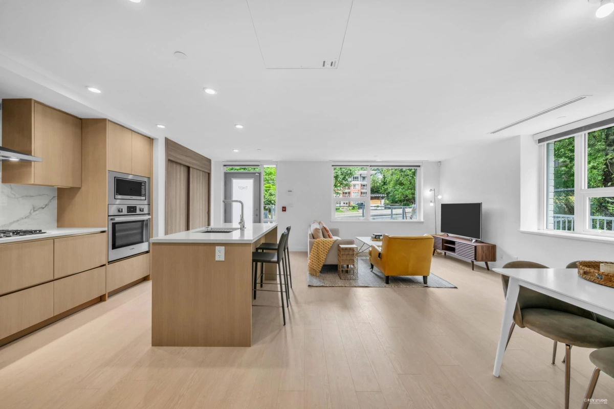 Exterior Front Photo of 7 13778 100 Avenue, Surrey, BC