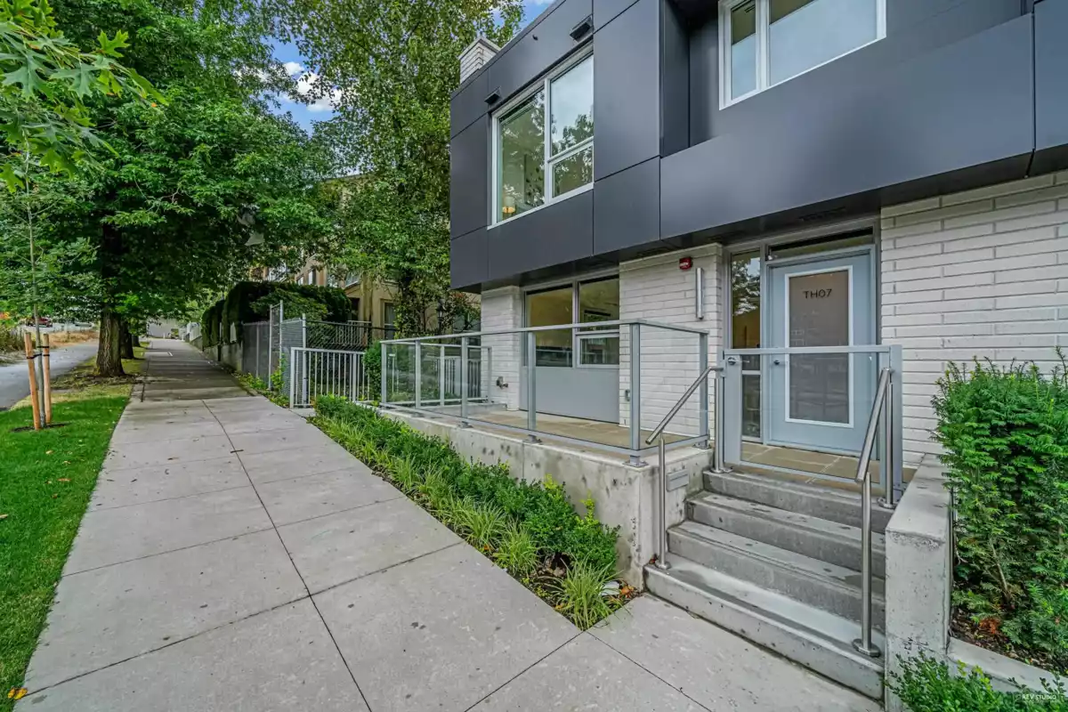 Garage Interior Photo of 7 13778 100 Avenue, Surrey, BC