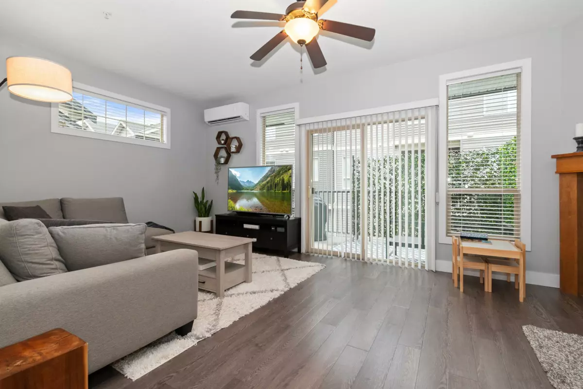 Basement Recreation Room Photo of 2 9280 Broadway Street, Chilliwack, BC