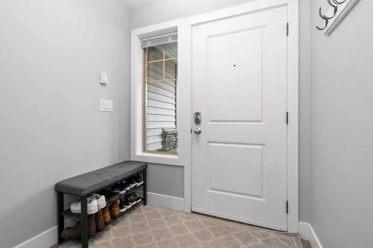 Family Room Photo of 2 9280 Broadway Street, Chilliwack, BC