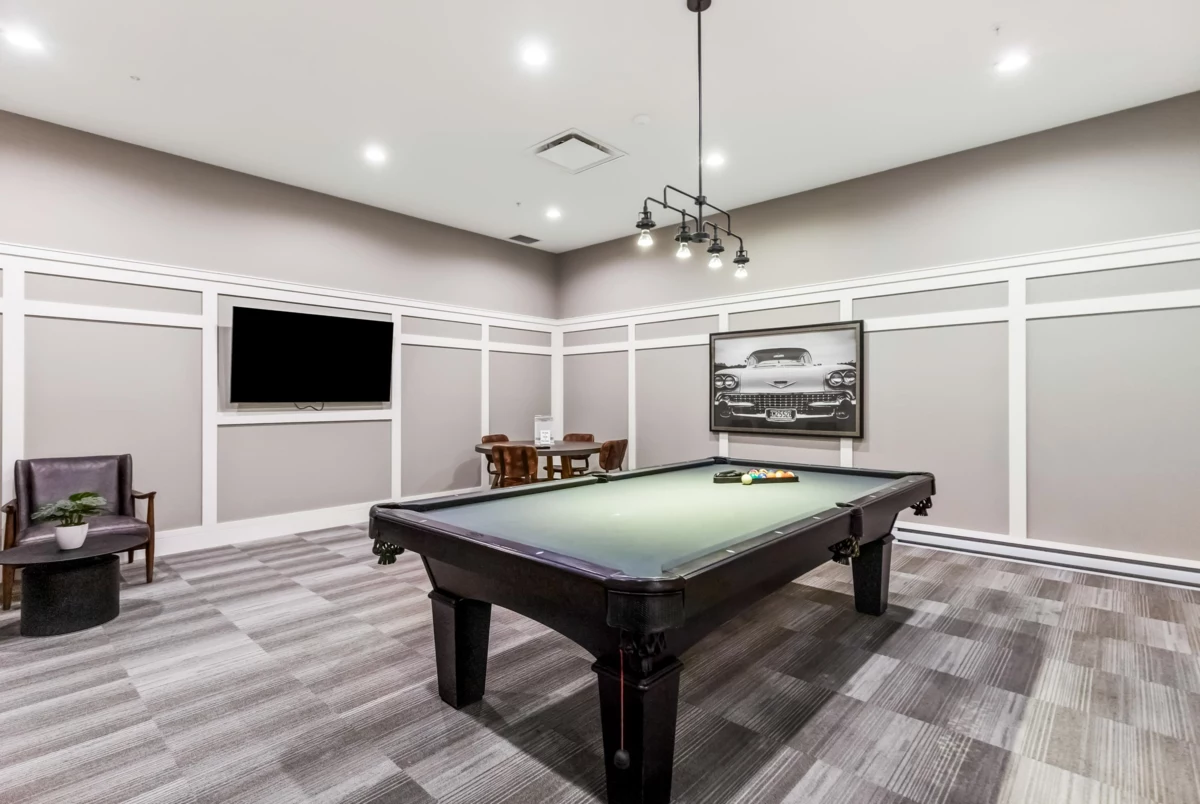 Front Yard Photo of 10 7288 188 Street, Surrey, BC