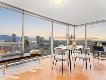 3204 938 Nelson Street, Vancouver, BC, Vancouver — Apartment/Condo for sale