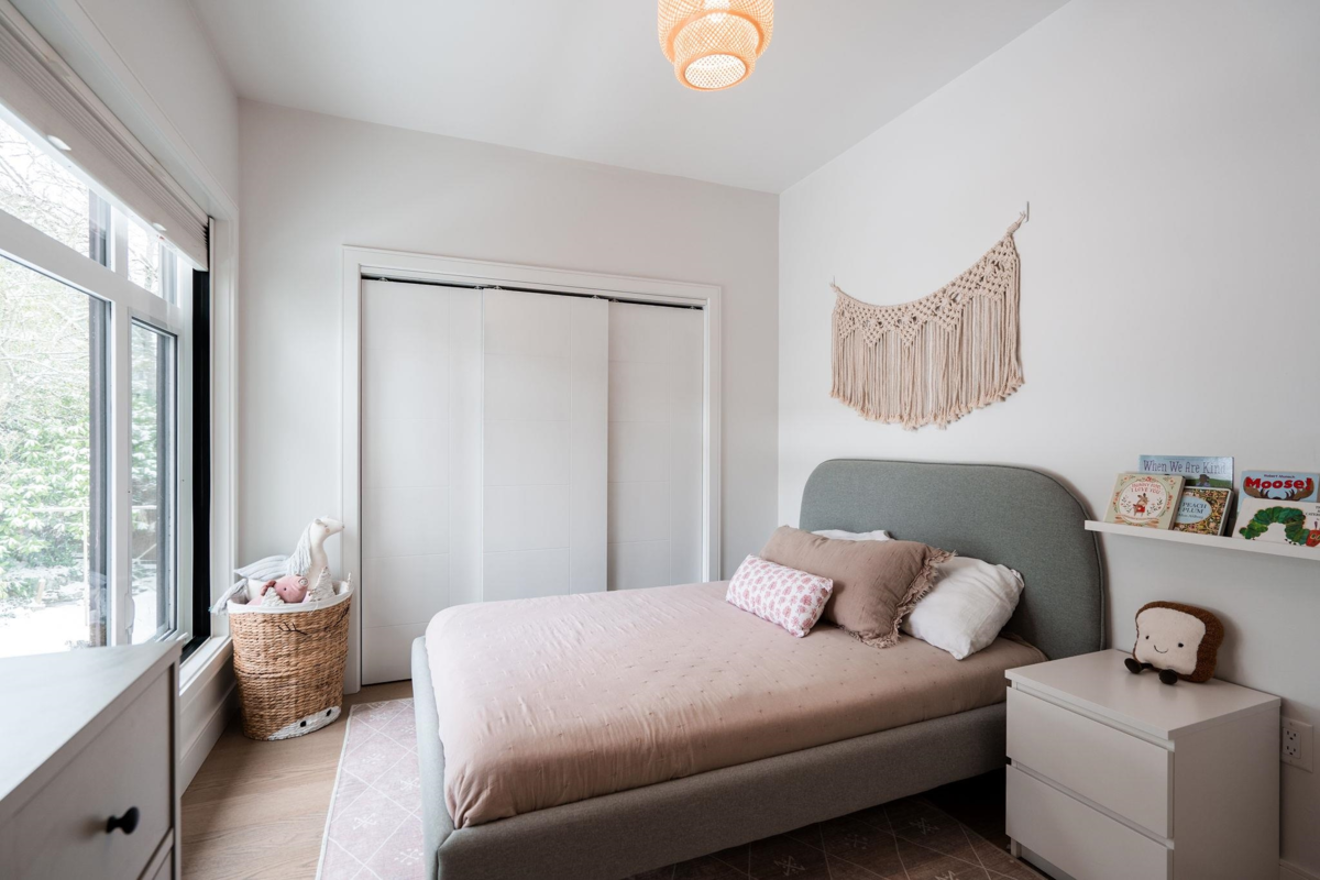 Laundry Room Photo of 3337 W 40th Avenue, Vancouver, BC