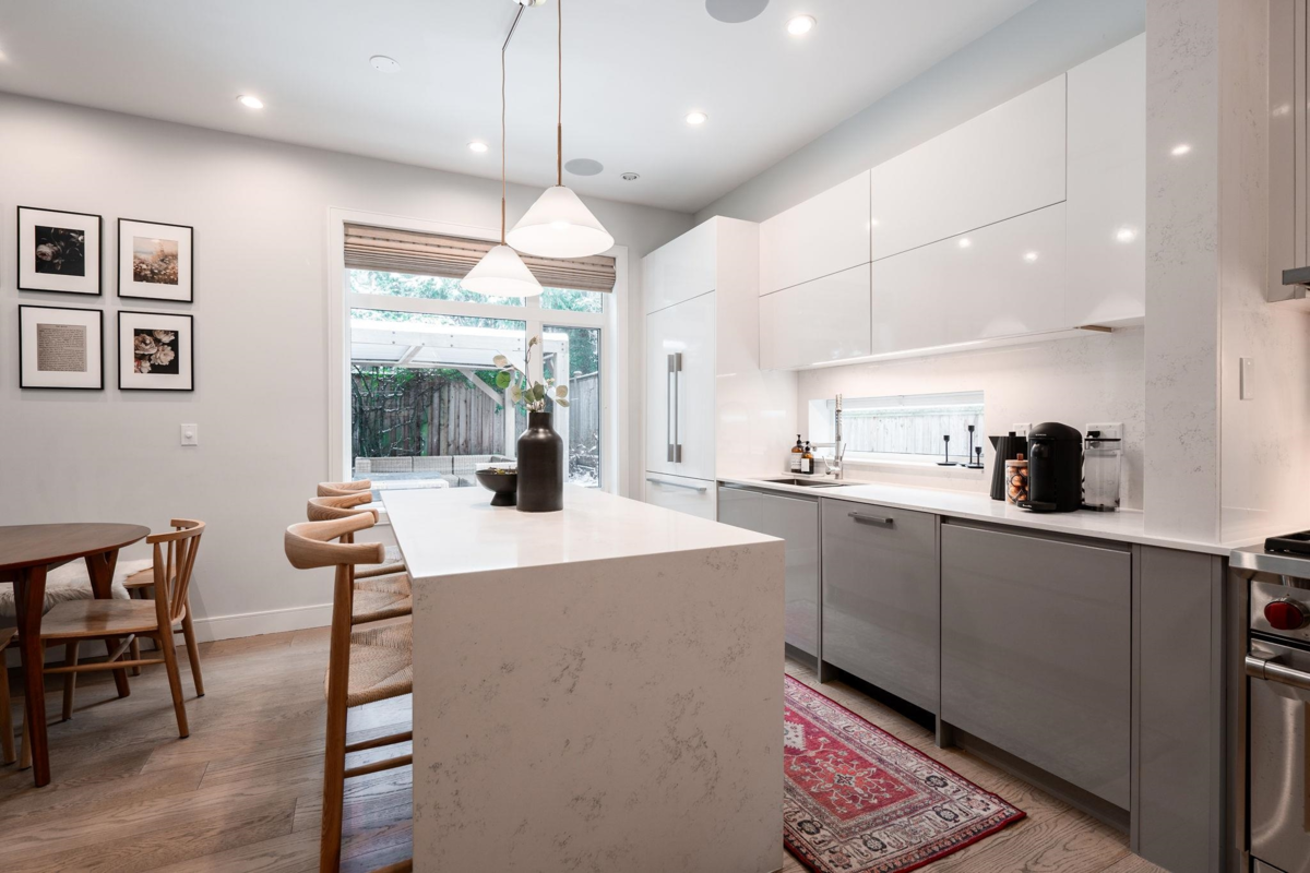 Primary Bathroom Photo of 3337 W 40th Avenue, Vancouver, BC