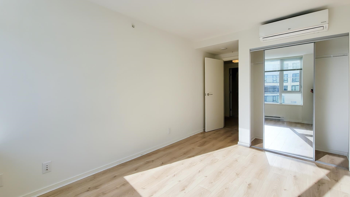 Bedroom 4 Photo of 915 7988 Ackroyd Road, Richmond, BC