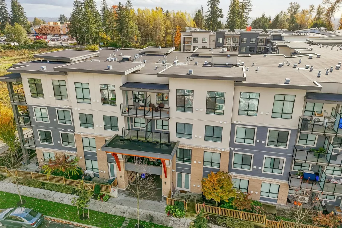 Family Room Photo of 110 20356 72b Avenue, Langley, BC