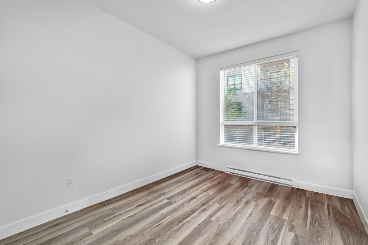 Outdoor Deck Photo of 110 20356 72b Avenue, Langley, BC