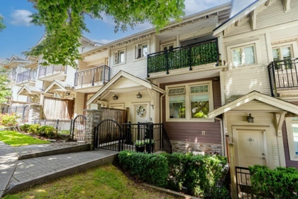 51 245 Francis Way, New Westminster, BC, New Westminster — Townhouse for sale