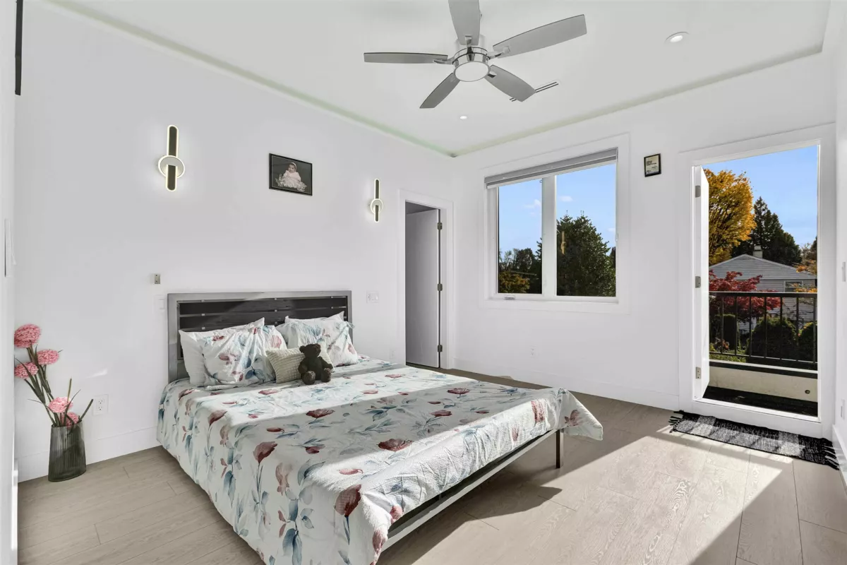 Backyard Photo of 14714 111a Avenue, Surrey, BC