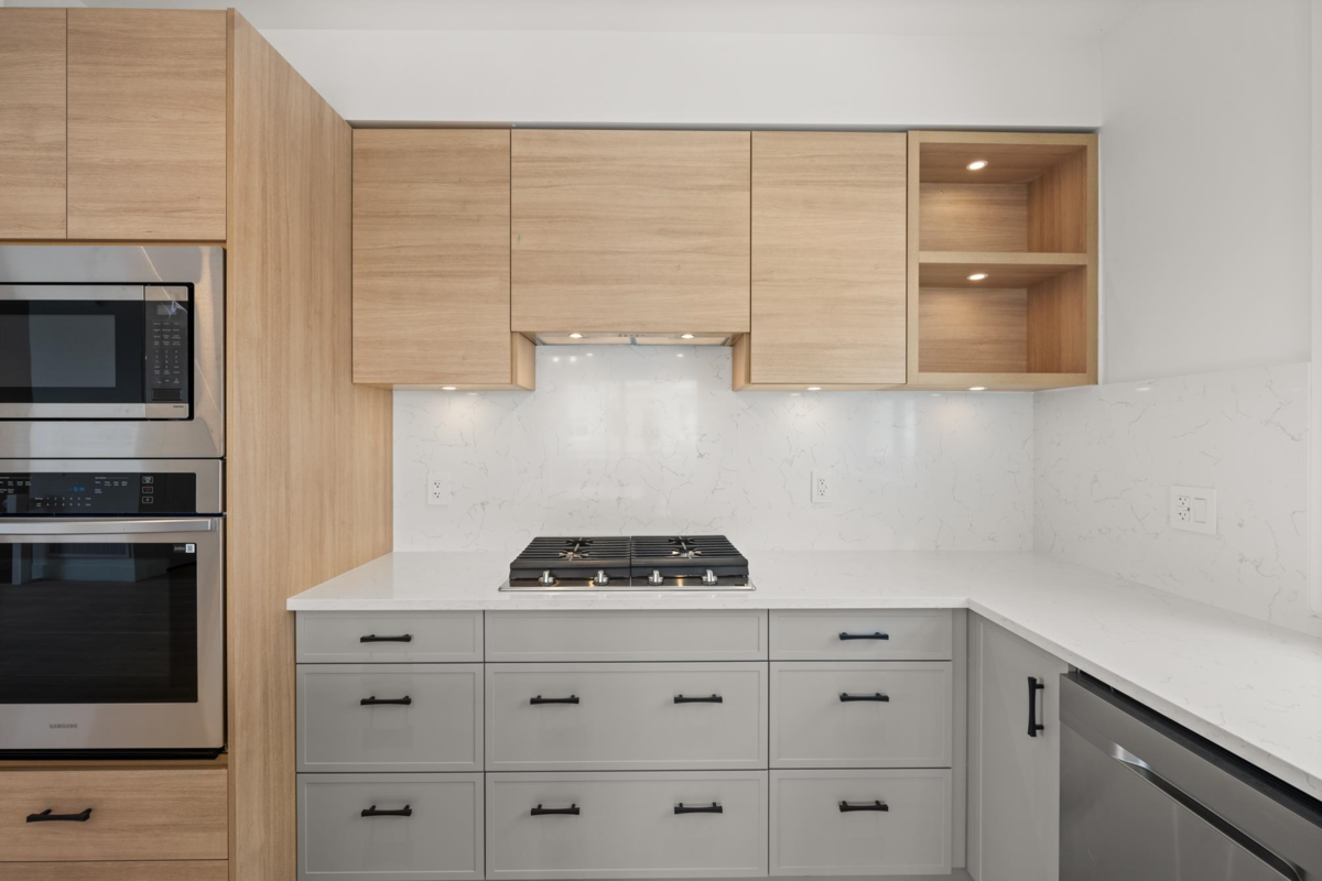 Walk-In Closet Photo of 39 20335 70a Avenue, Langley, BC