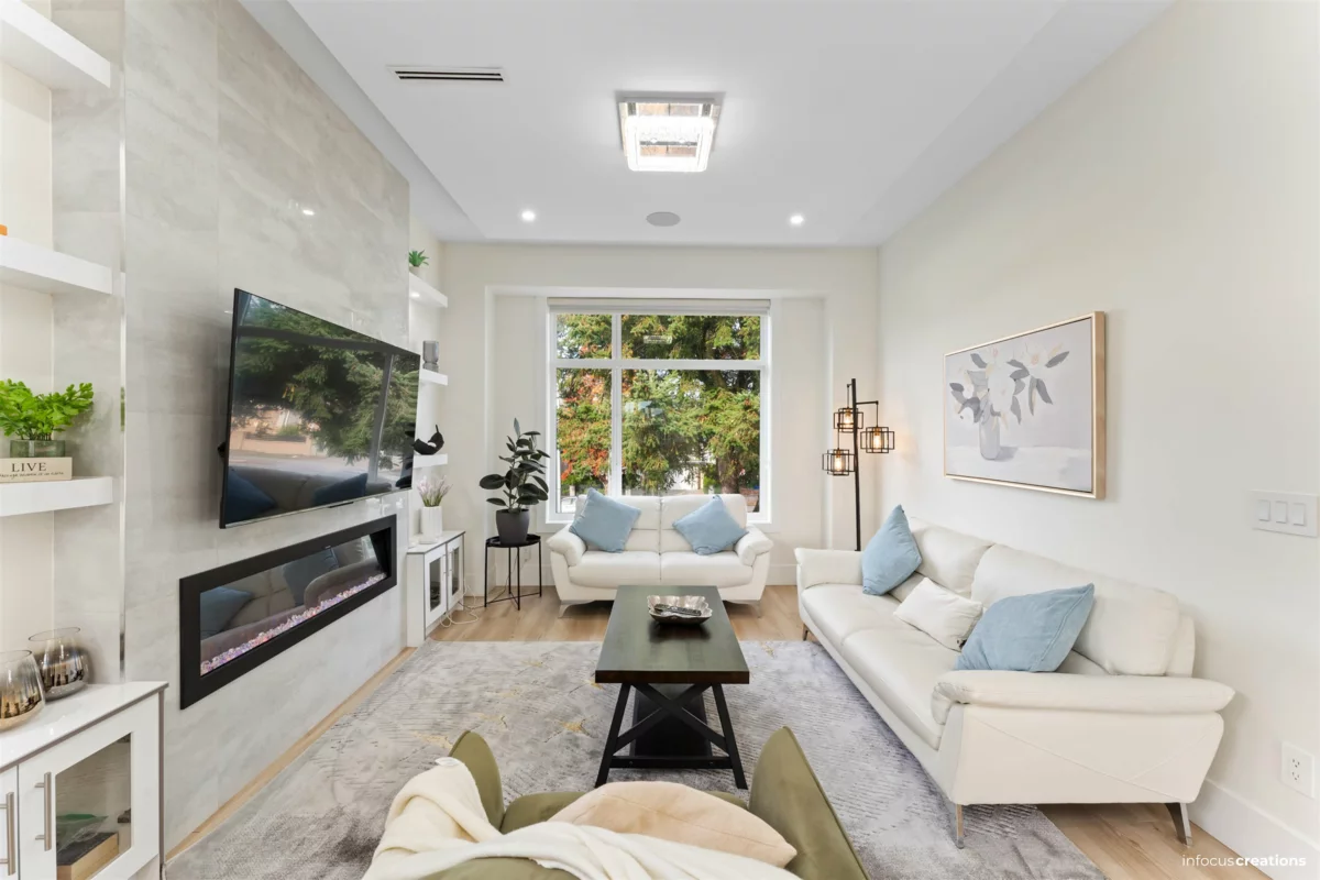 Dining Area Photo of 11088 84 Avenue, Delta, BC