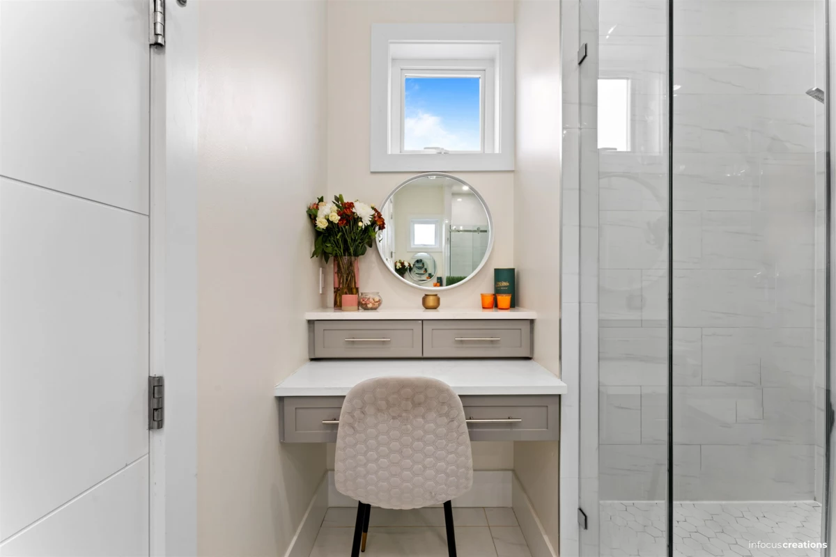 Guest Bathroom Photo of 11088 84 Avenue, Delta, BC