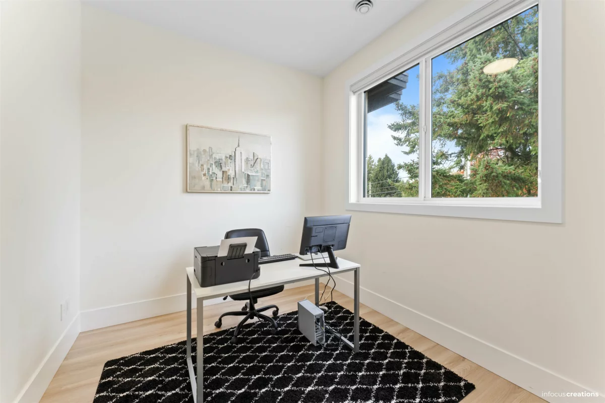 Office / Den Photo of 11088 84 Avenue, Delta, BC