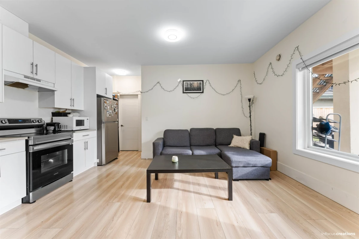 Outdoor Deck Photo of 11088 84 Avenue, Delta, BC