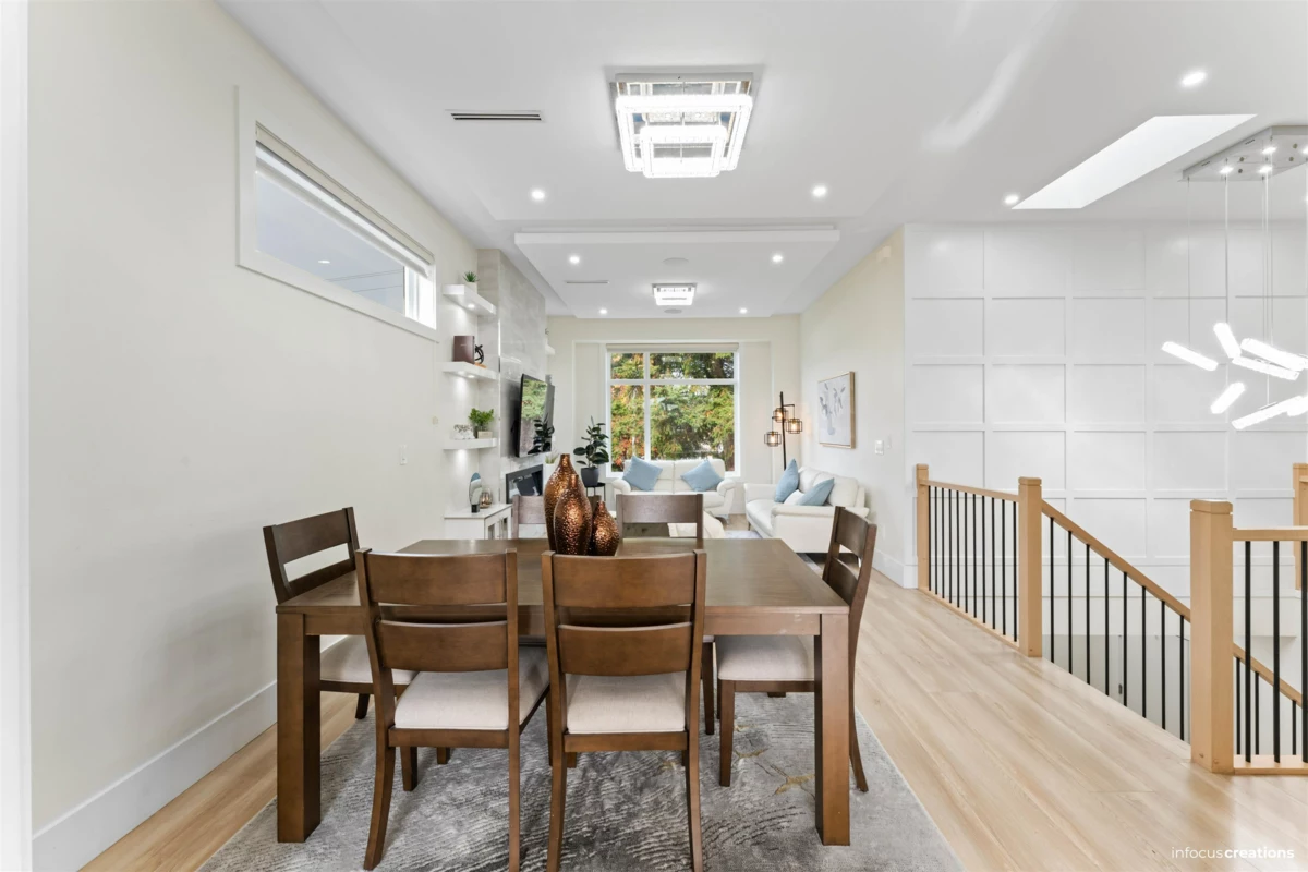 Primary Bathroom Photo of 11088 84 Avenue, Delta, BC