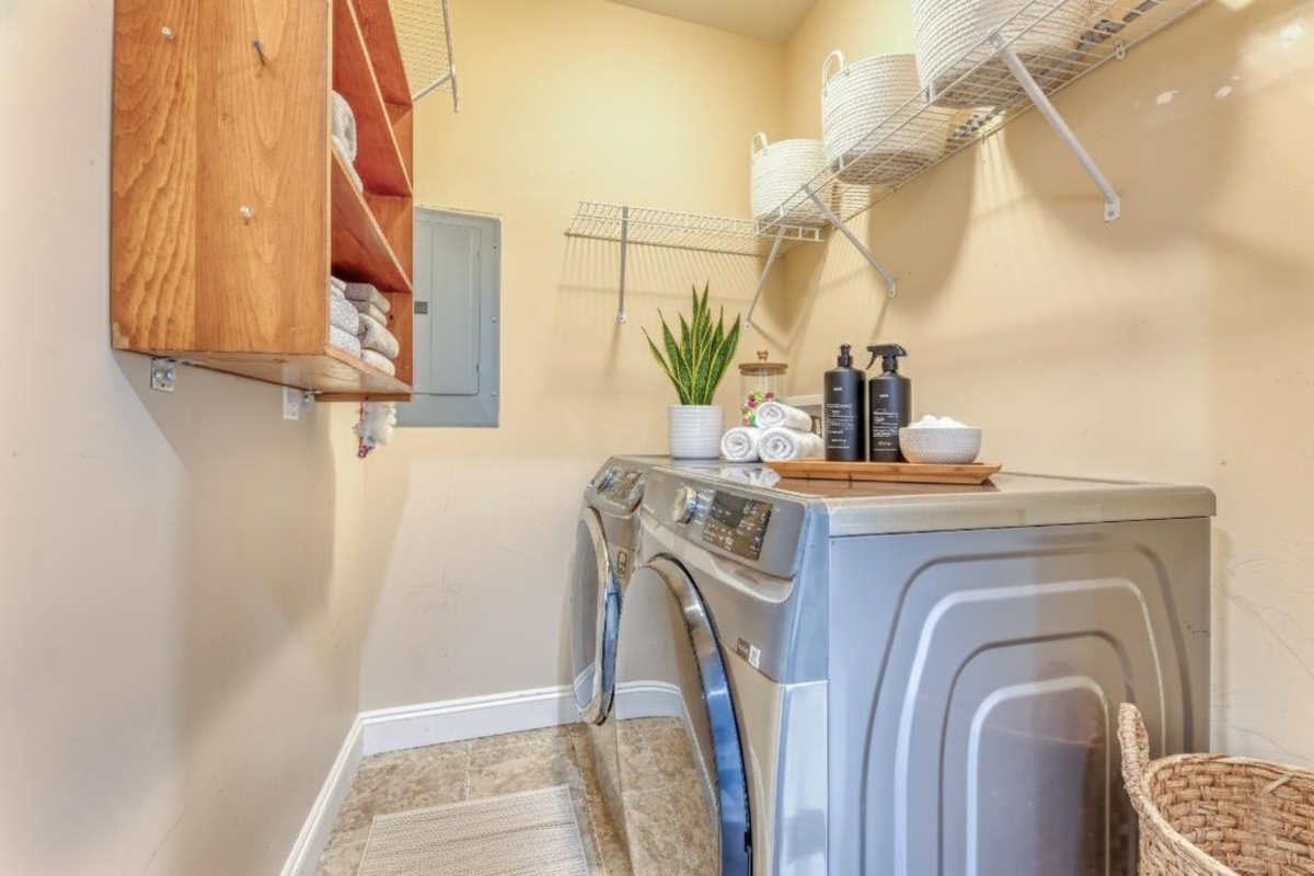 Laundry Room Photo of 1041 Prospect Avenue, North Vancouver, BC