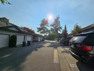 26 8338 158 Street, Surrey, BC, Surrey — Townhouse for sale