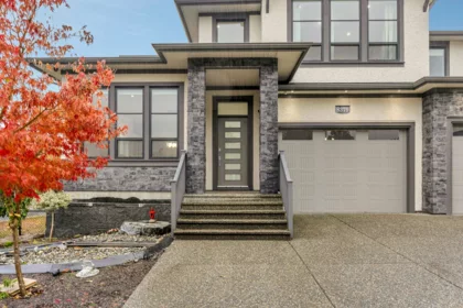 8379 Mctaggart Street, Mission, BC, Mission — Single Family Residence for sale
