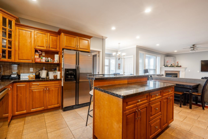 Powder Room Photo of 7106 150 Street, Surrey, BC