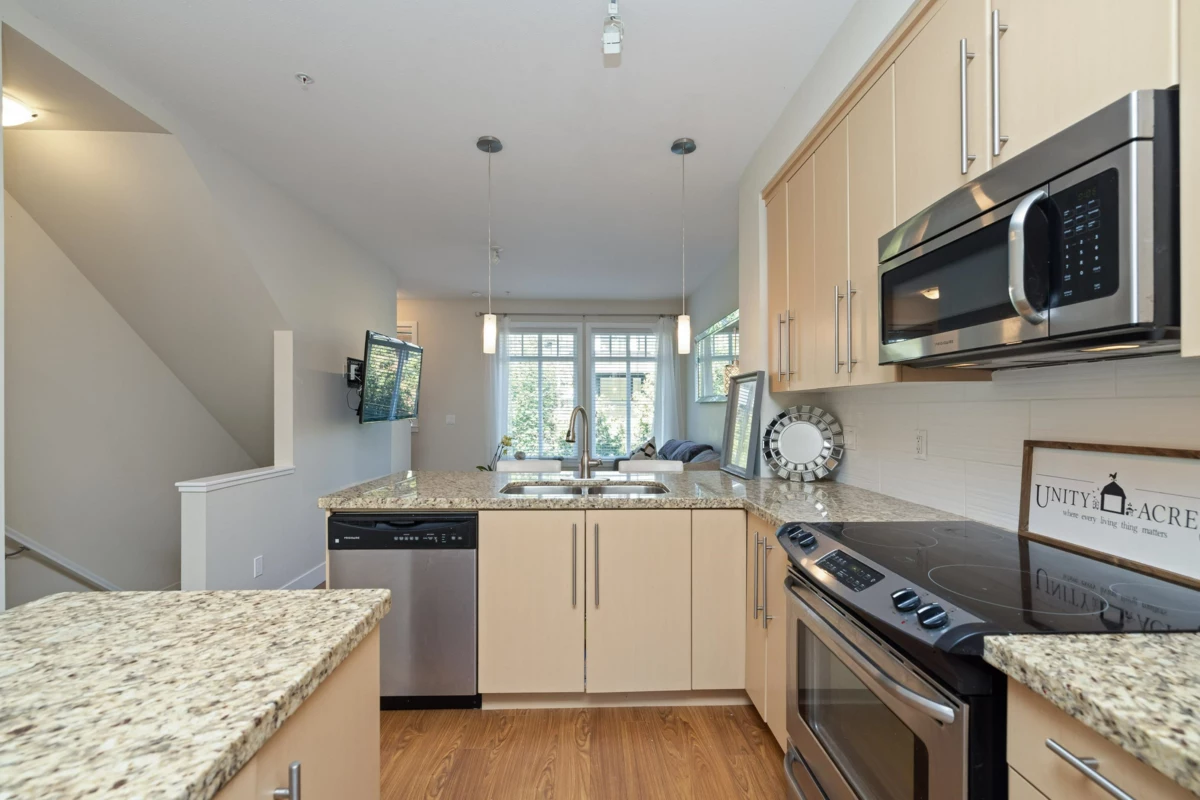 Kitchen Photo of 95 8251 209b Street, Langley, BC