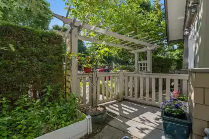 Hallway Photo of 95 8251 209b Street, Langley, BC