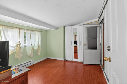 Loft / Bonus Room Photo of 52 4200 Dewdney Trunk Road, Coquitlam, BC