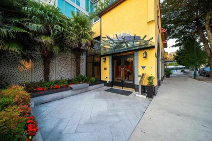 Breakfast Nook Photo of 1506 1221 Bidwell Street, Vancouver, BC