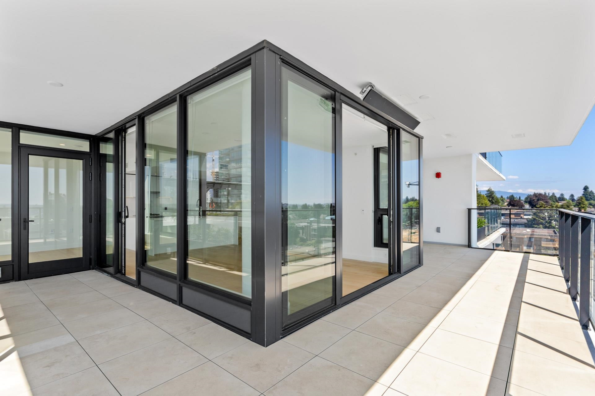 Bedroom 3 Photo of 703 135 E 13th Street, North Vancouver, BC