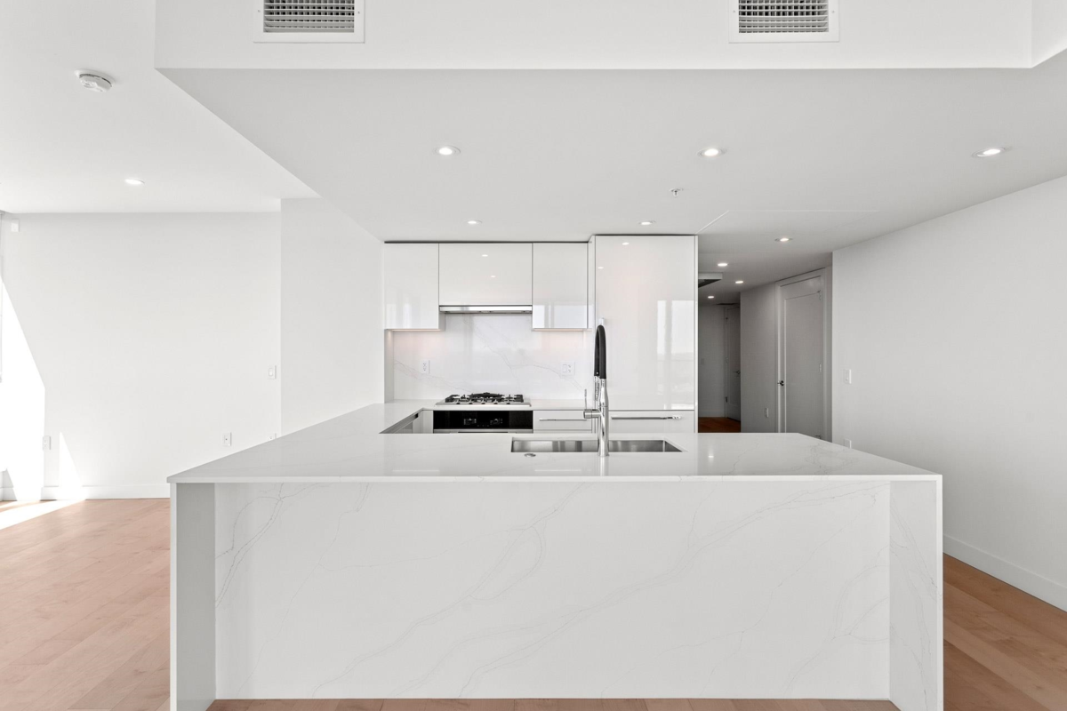 Office / Den Photo of 703 135 E 13th Street, North Vancouver, BC