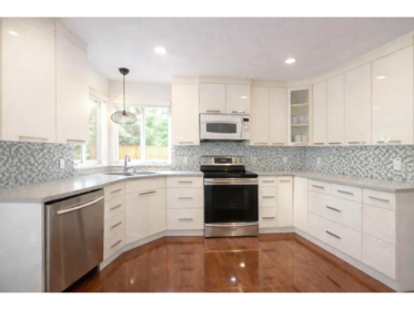 Kitchen Photo of 31473 Crossley Court, Abbotsford, BC