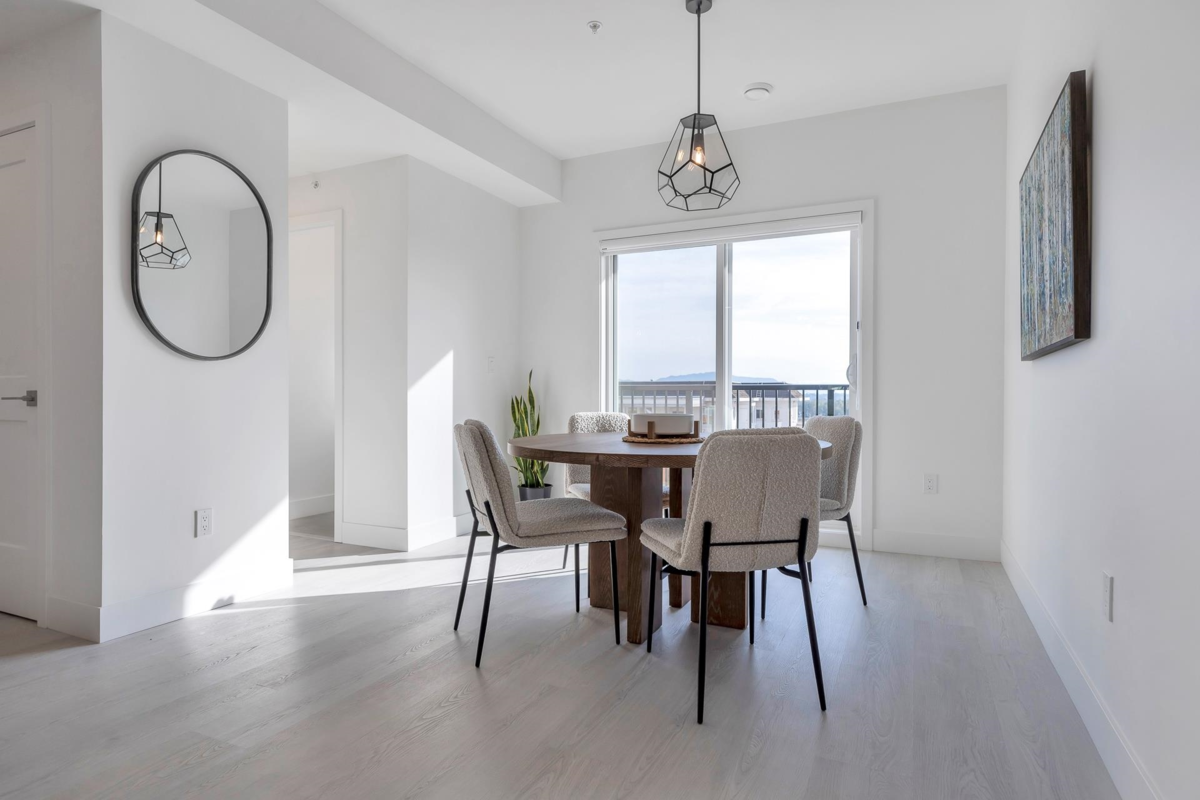 Kitchen Island Photo of 60 7381 Preston Boulevard, Mission, BC