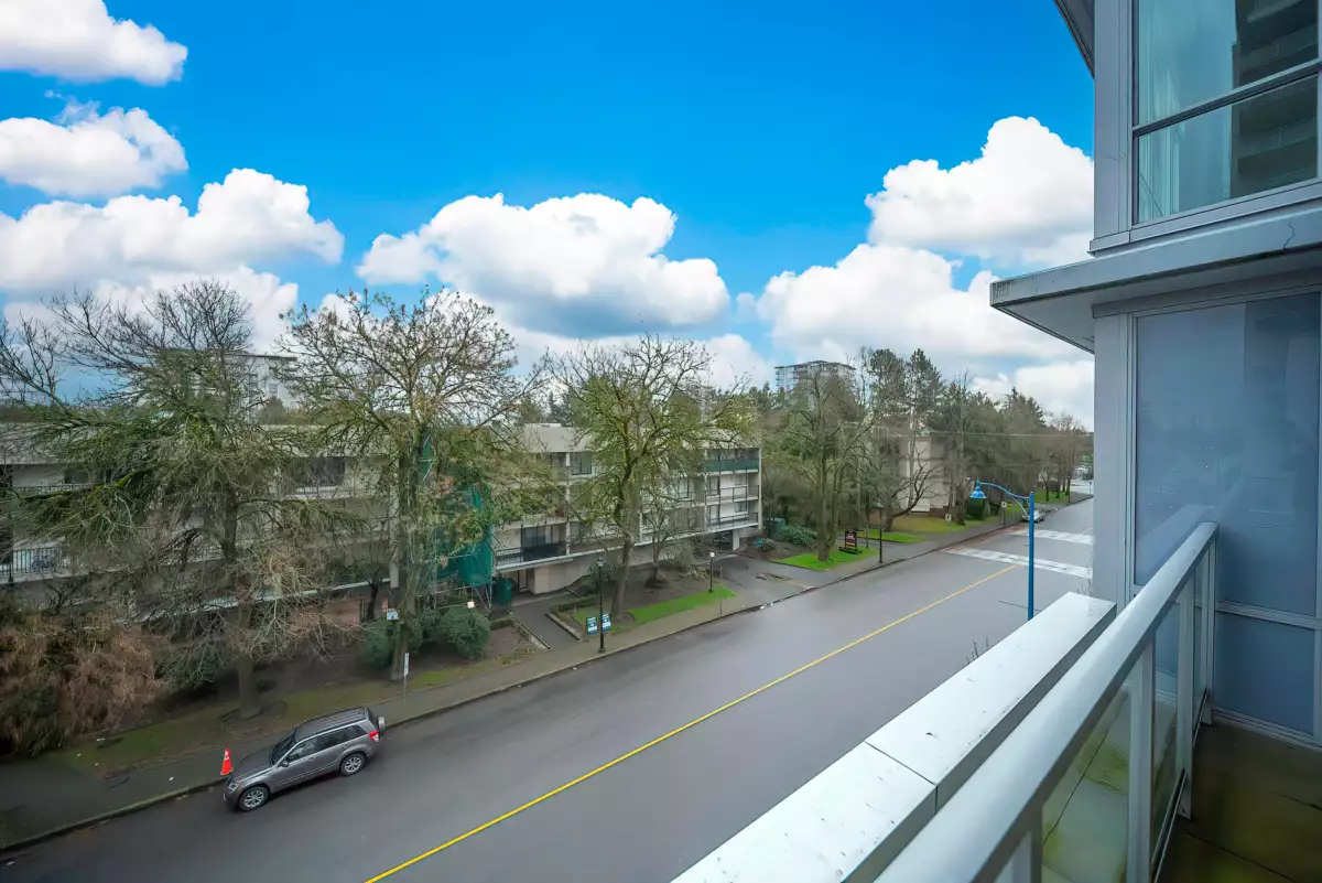 Loft / Bonus Room Photo of 512 6833 Buswell Street, Richmond, BC