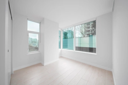 Walk-In Closet Photo of 512 6833 Buswell Street, Richmond, BC