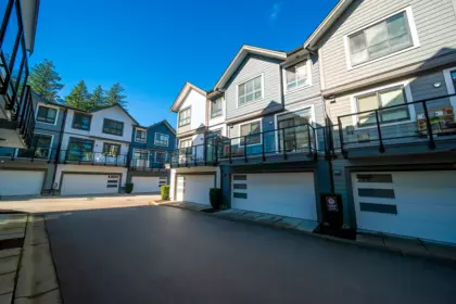 Backyard Photo of 2 16760 25 Avenue, Surrey, BC