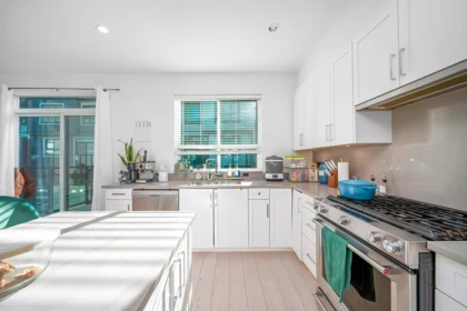 2 16760 25 Avenue, Surrey, BC, Surrey — Townhouse for sale