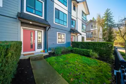 Outdoor Deck Photo of 2 16760 25 Avenue, Surrey, BC